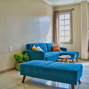 Views Spacious Mezzanine Apartment Willemstad