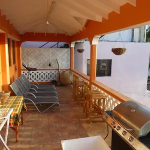 Southern Haven Apartment Laborie