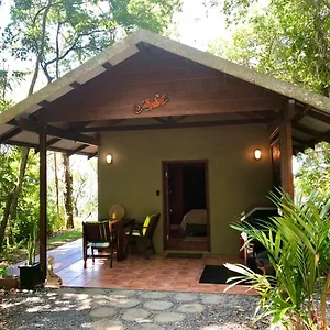 Gunnadoo Hut With Ocean Views And Jacuzzi Lodge